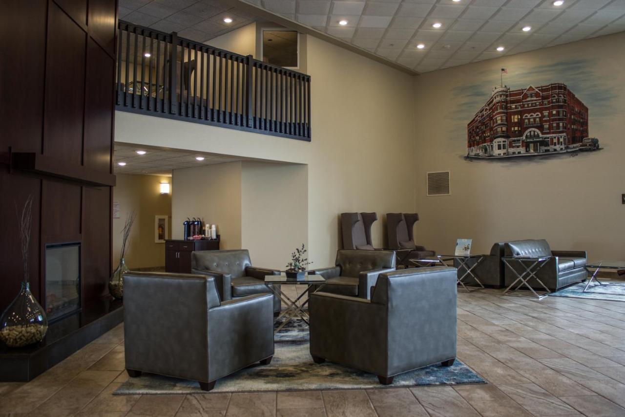Cobblestone Suites - Oshkosh Eksteriør bilde