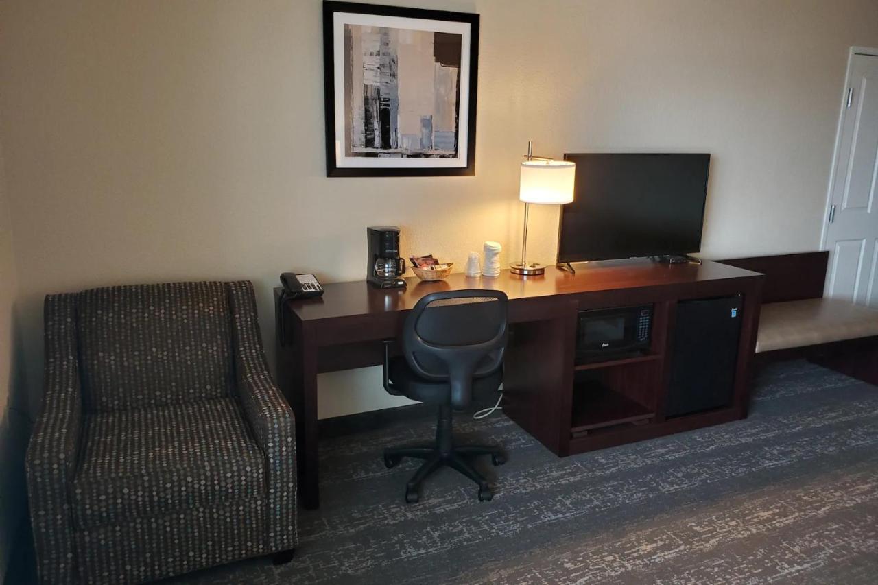 Cobblestone Suites - Oshkosh Eksteriør bilde