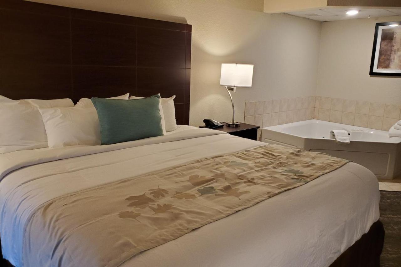 Cobblestone Suites - Oshkosh Eksteriør bilde