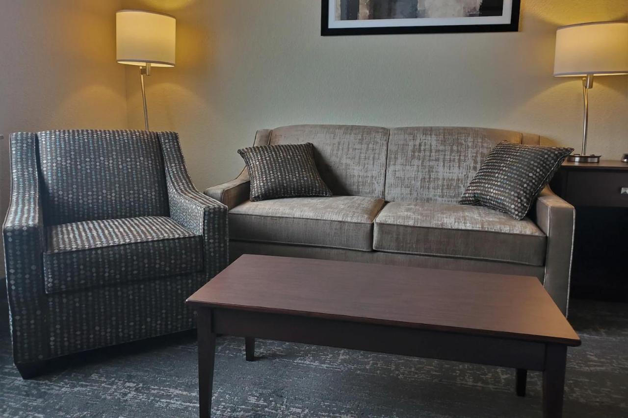 Cobblestone Suites - Oshkosh Eksteriør bilde