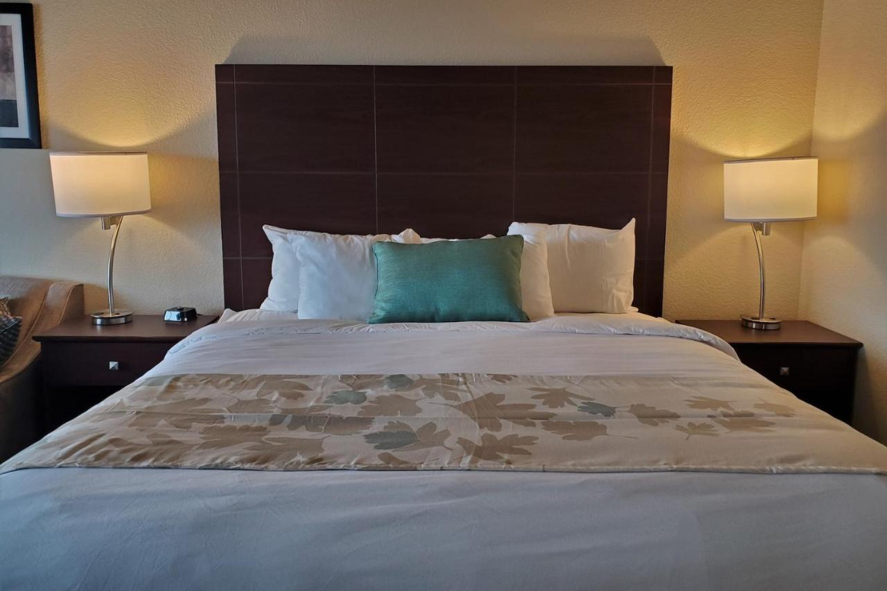 Cobblestone Suites - Oshkosh Eksteriør bilde